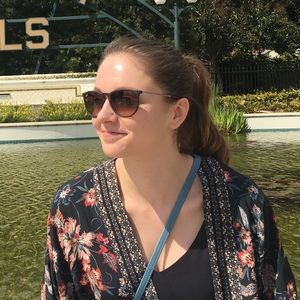 Meet your Posher, Petra